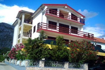 Croazia Privát Starigrad Paklenica, Esterno